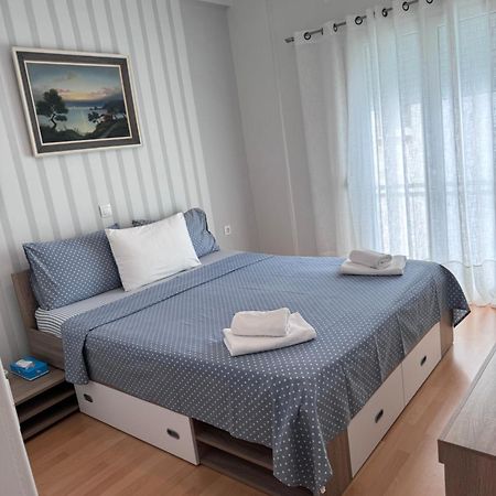 Modern Apartment In Athene Buitenkant foto